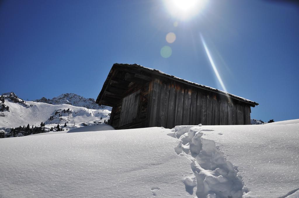 Gasthof Baren Otel Holzgau Dış mekan fotoğraf