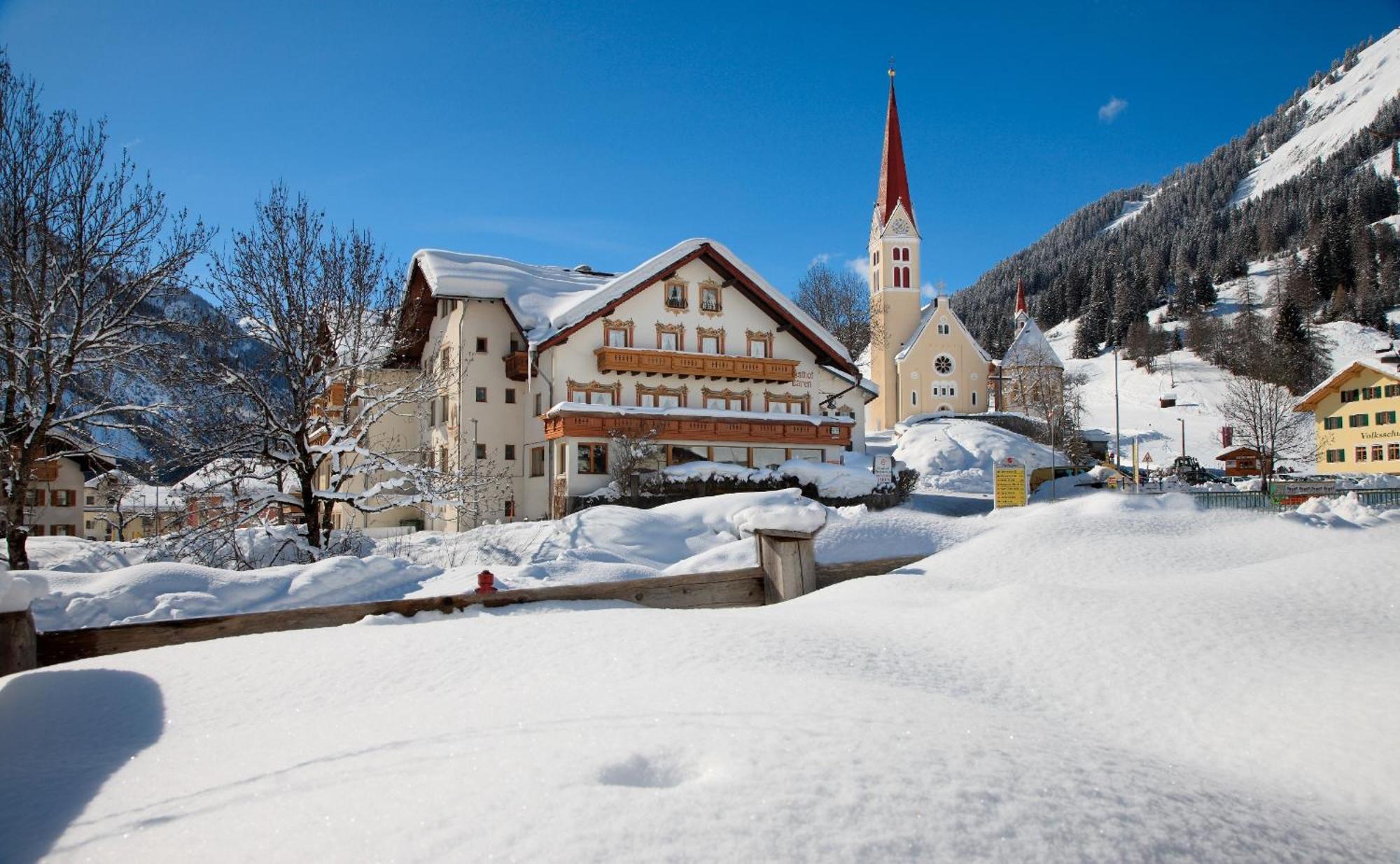 Gasthof Baren Otel Holzgau Dış mekan fotoğraf